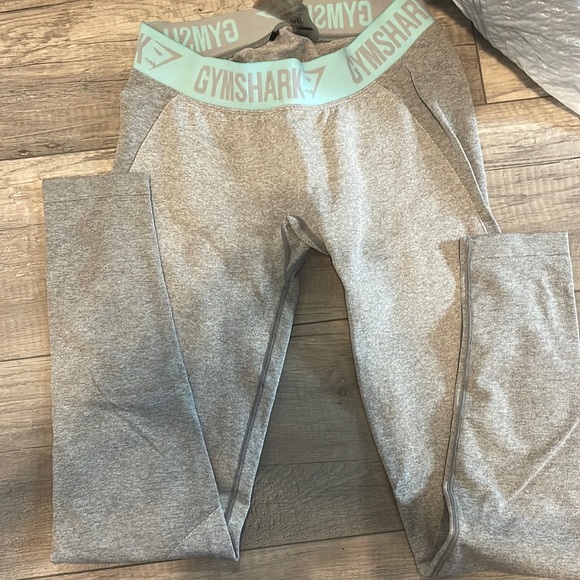 Gymshark Pants - •Gymshark• gray leggings